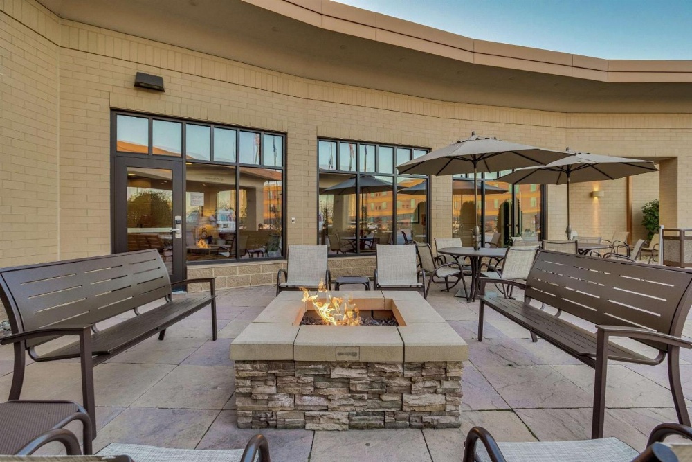 Hilton Garden Inn Milwaukee Airport Main image